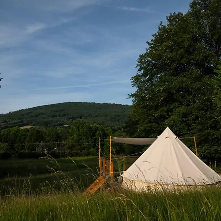 Отель Glamping Zlate Podlesi #2 Злате-Гори Экстерьер фото